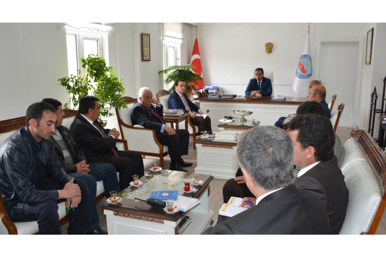 Bitlis’te ‘Seçim Sürecini Yürütme ve Değerlendirme’ toplantısı Bitlis’te ‘Seçim Sürecini Yürütme ve Değerlendirme’ toplantısı